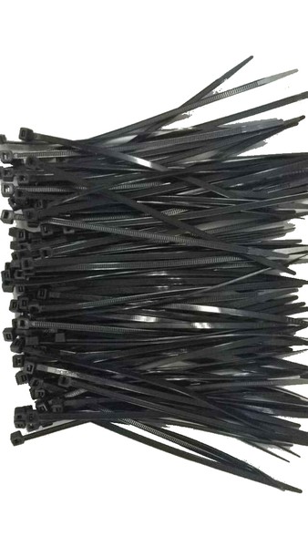 Lot de 100 serre câbles - 150 x 3.6 mm - noir